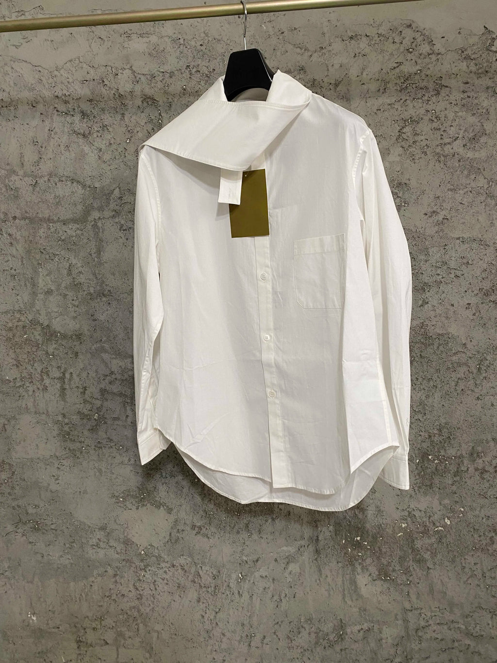 Design the collar, irregular shirt, cellulose, asymmetrical hem, coat shirt
